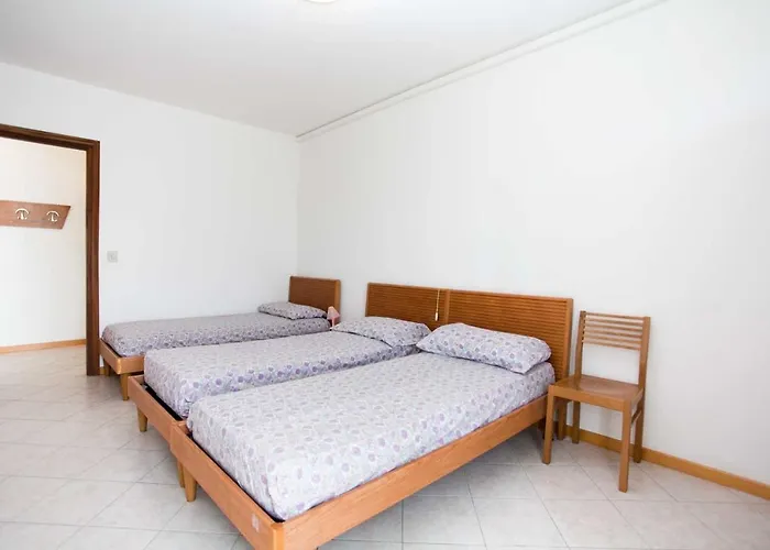 Sanian بيت للعطل